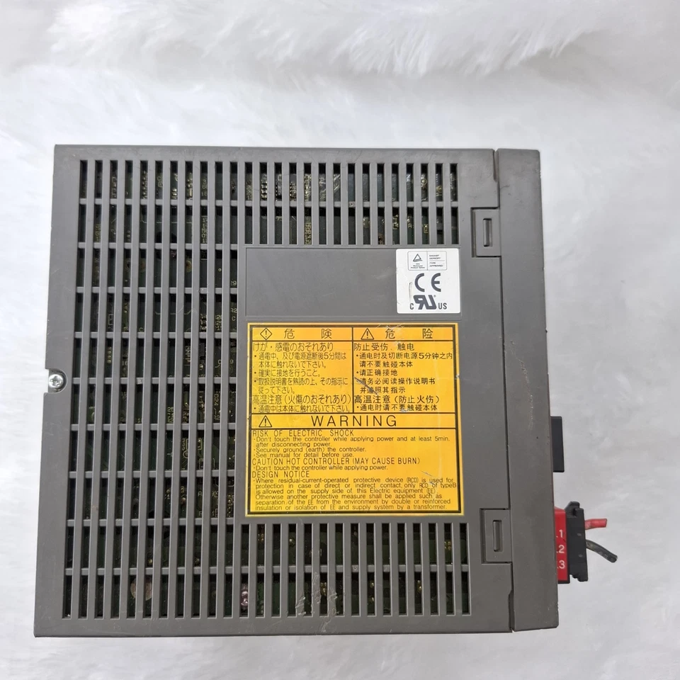 FUJI ELECTRIC RYC751D3-VVT2 FALDIC SERVO DRIVE 200-230V